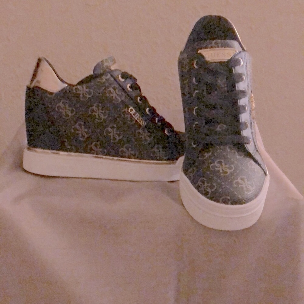 Brown w/gold accent Guess wedge sneaker